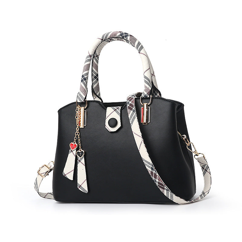 Elagant Ladies handbag with plaid straps